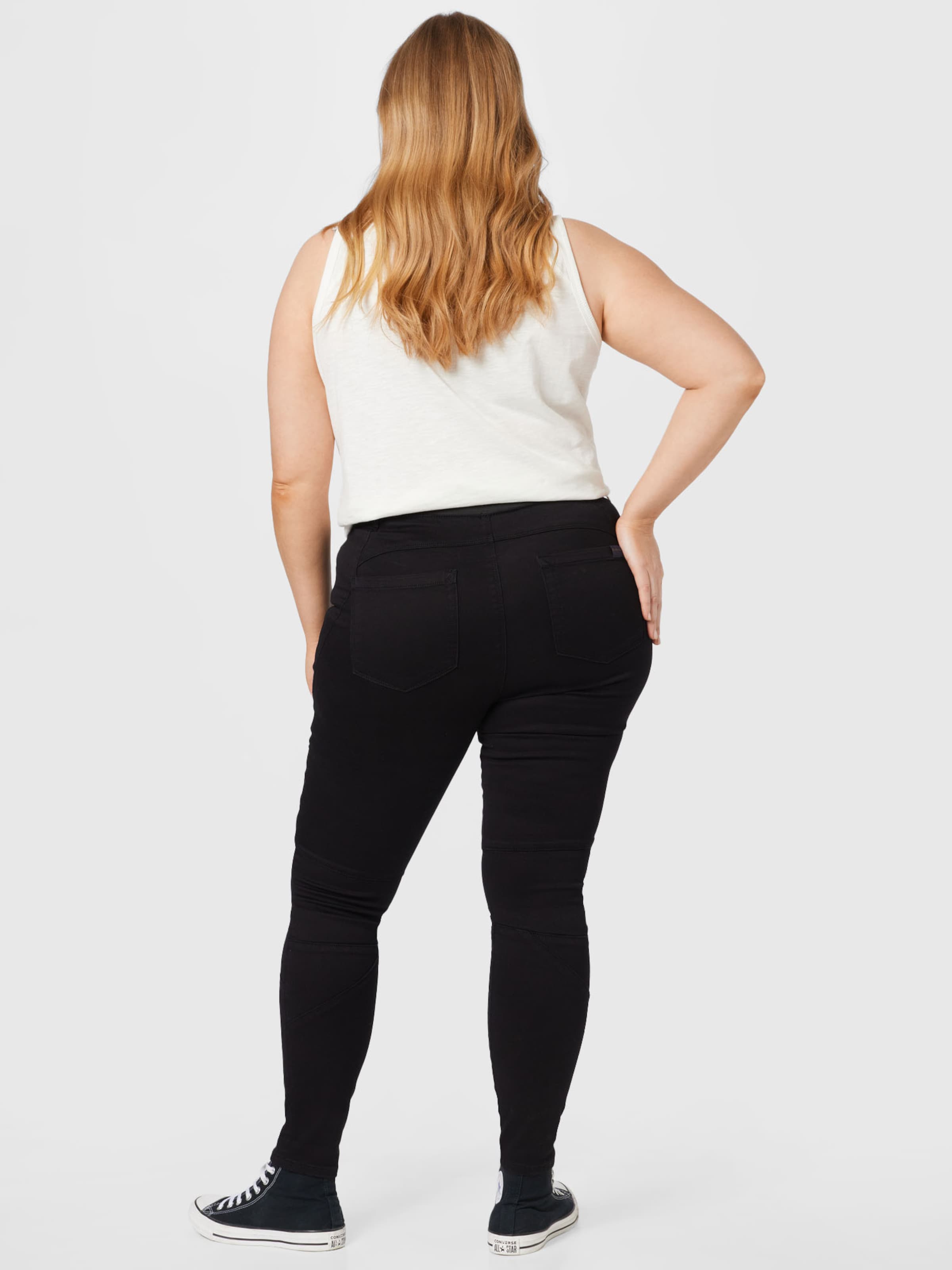 Only jeggings 2025