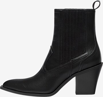 Pull&Bear Cowboy boot in Black