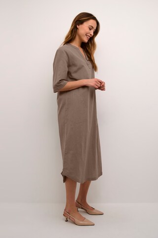 Robe 'Kia' Kaffe en marron