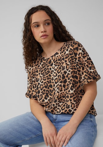 T-shirt QS en marron : devant