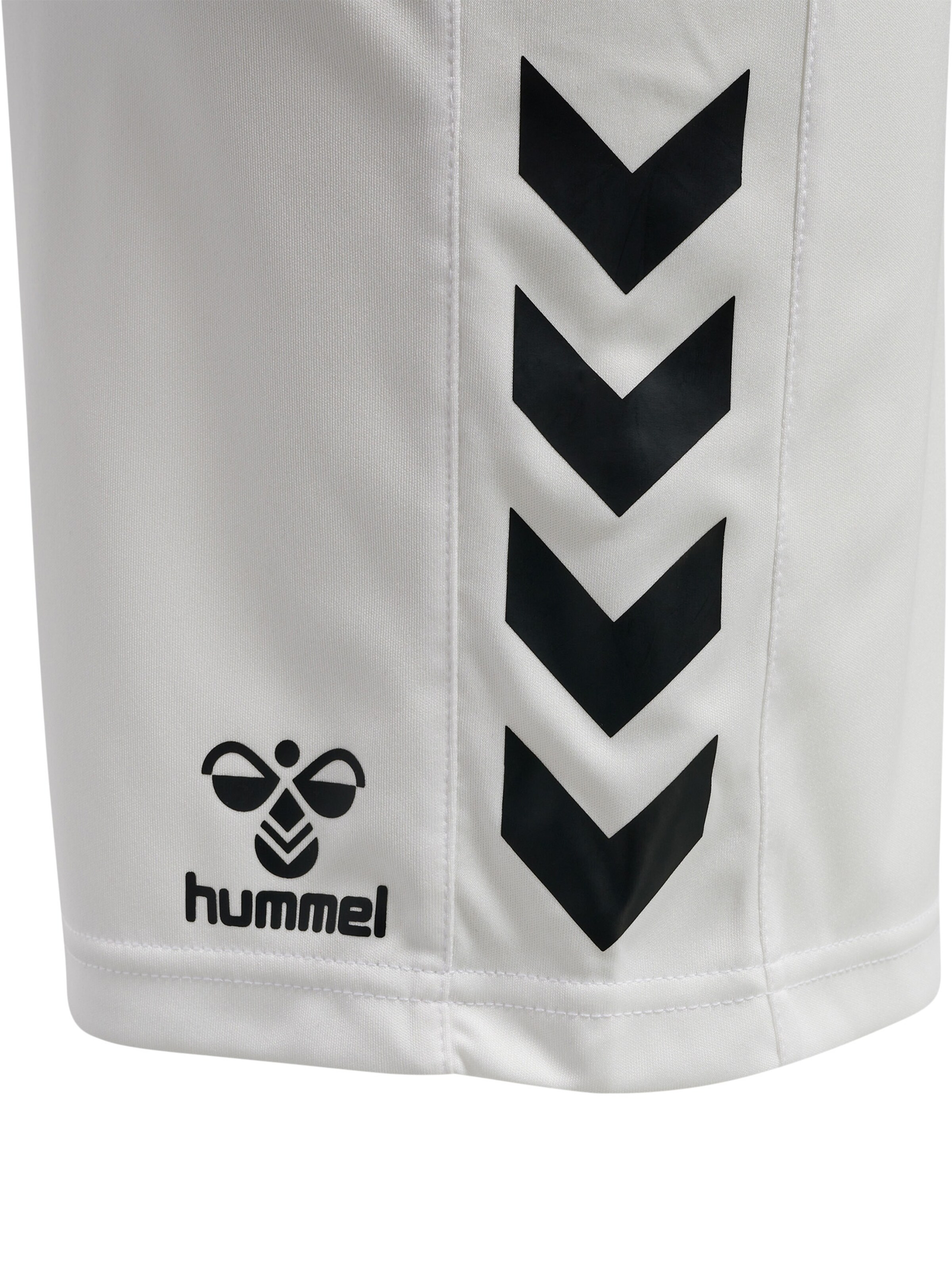 Hummel Regular Sportshorts 'Core XK' in Weiß