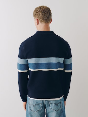 Next Pullover in Blau