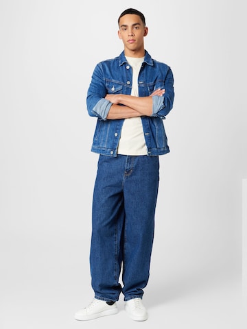 Urban Classics Loosefit Jeans in Blau