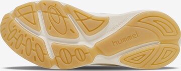 Hummel Sportschuh in Weiß