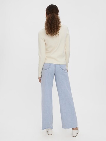 VERO MODA Sweater 'Gold Needle' in Beige