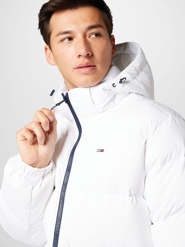 Tommy Jeans - Casaco de inverno em branco