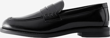 juoda & Other Stories Loaferai: priekis