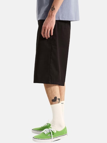 VANS Loose fit Chino Pants 'Authentic' in Black