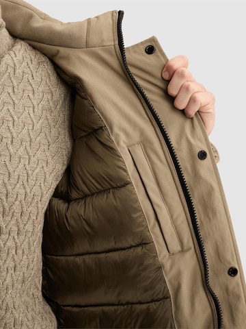 VANGUARD Välikausitakki 'Wheelride jacket' värissä valkoinen
