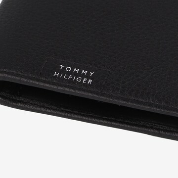 TOMMY HILFIGER Wallet in Black