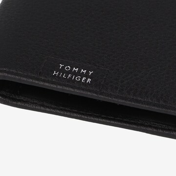 TOMMY HILFIGER Portemonnaie in Schwarz