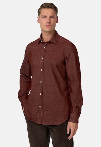 Coupe regular Chemise Boggi Milano en rouge : devant