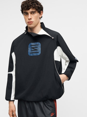 Nike Sportswear Övergångsjacka 'SHOX' i svart