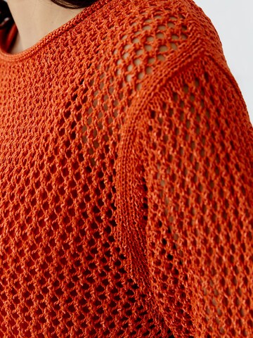 OUI Pullover in Orange