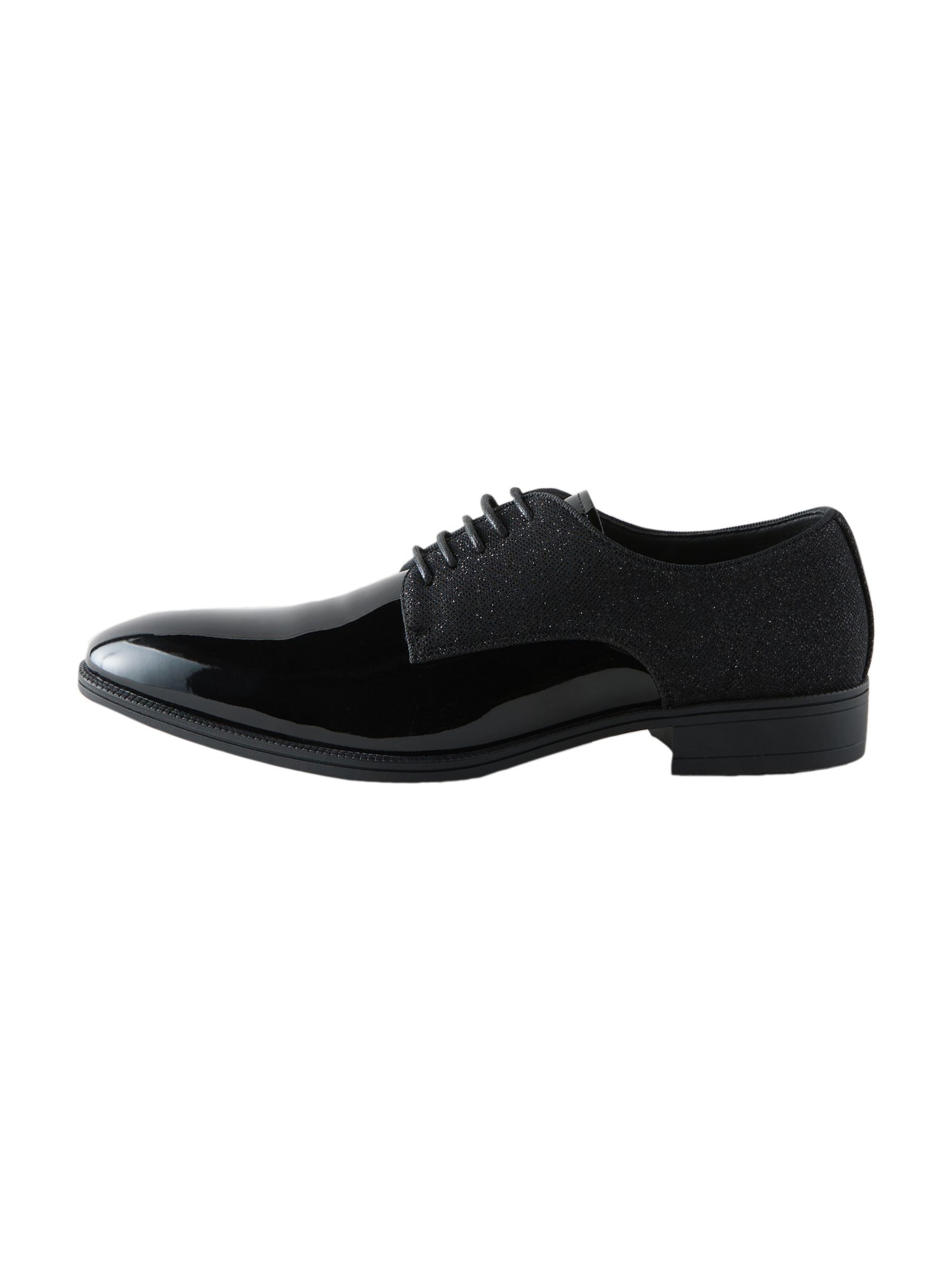 Scarpa stringata di Next in nero: frontale
