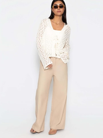 SASSYCLASSY Strickjacke in Weiß
