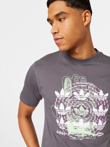 Tricou 'Hypersport Multi Trefoil' de la ADIDAS ORIGINALS pe gri