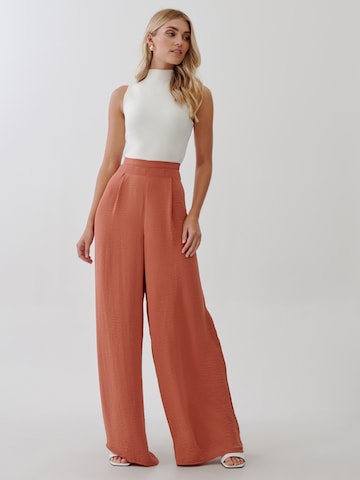 Wide Leg Pantalon 'FIONA' Tussah en rouge