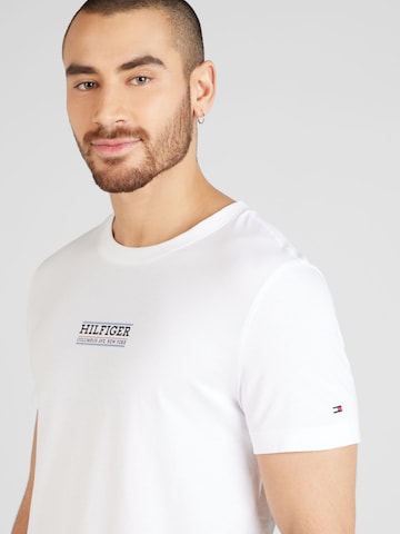 TOMMY HILFIGER Shirt in White