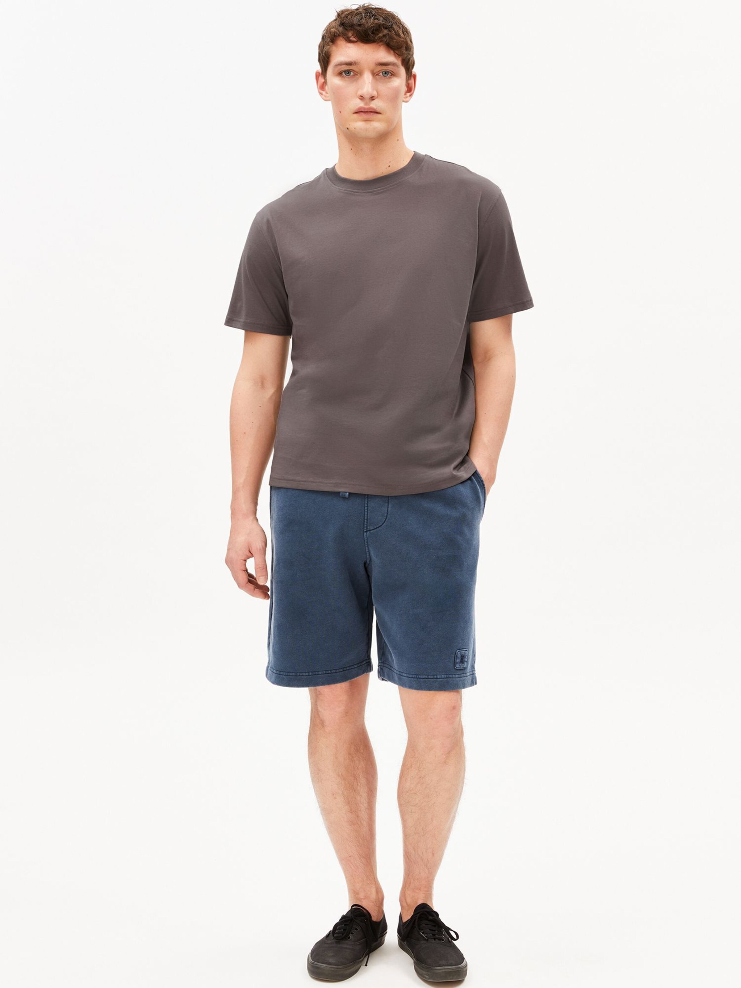 ARMEDANGELS T-Shirt MAARKOS MID WEIGHT in Grau