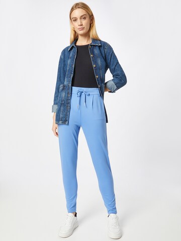 Slimfit Pantaloni con pieghe 'Poptrash' di ONLY in blu