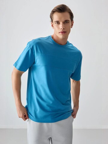 Tommy Life T-Shirts in Blau
