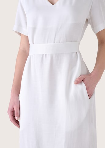 Robe 'ALBERTO' Camomilla en blanc