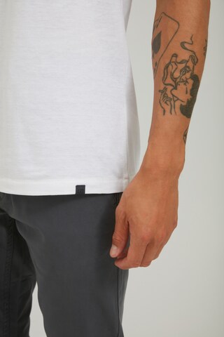 T-Shirt 'MIKE' BLEND en blanc