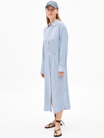 ARMEDANGELS Jurk in Blauw