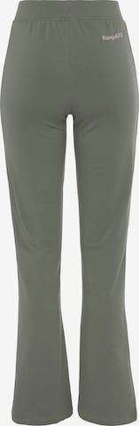 KangaROOS Flared Leggings in Green