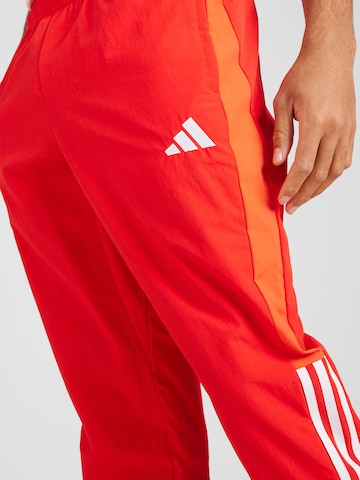 ADIDAS PERFORMANCE - Regular Calças de desporto 'FC Bayern München' em vermelho