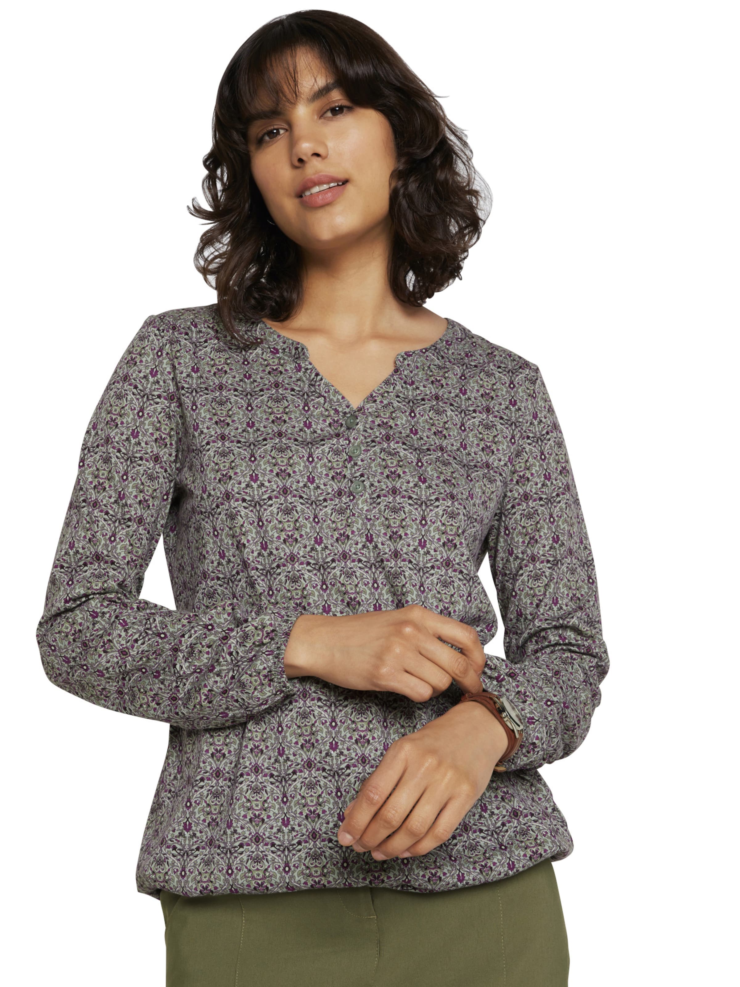 bonprix - Camiseta en verde: frente