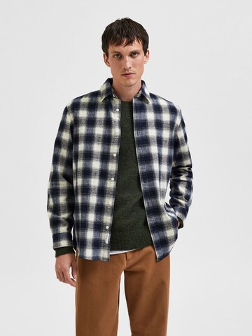 SELECTED HOMME Regular Fit Skjorte 'Baldo' i blå: forside