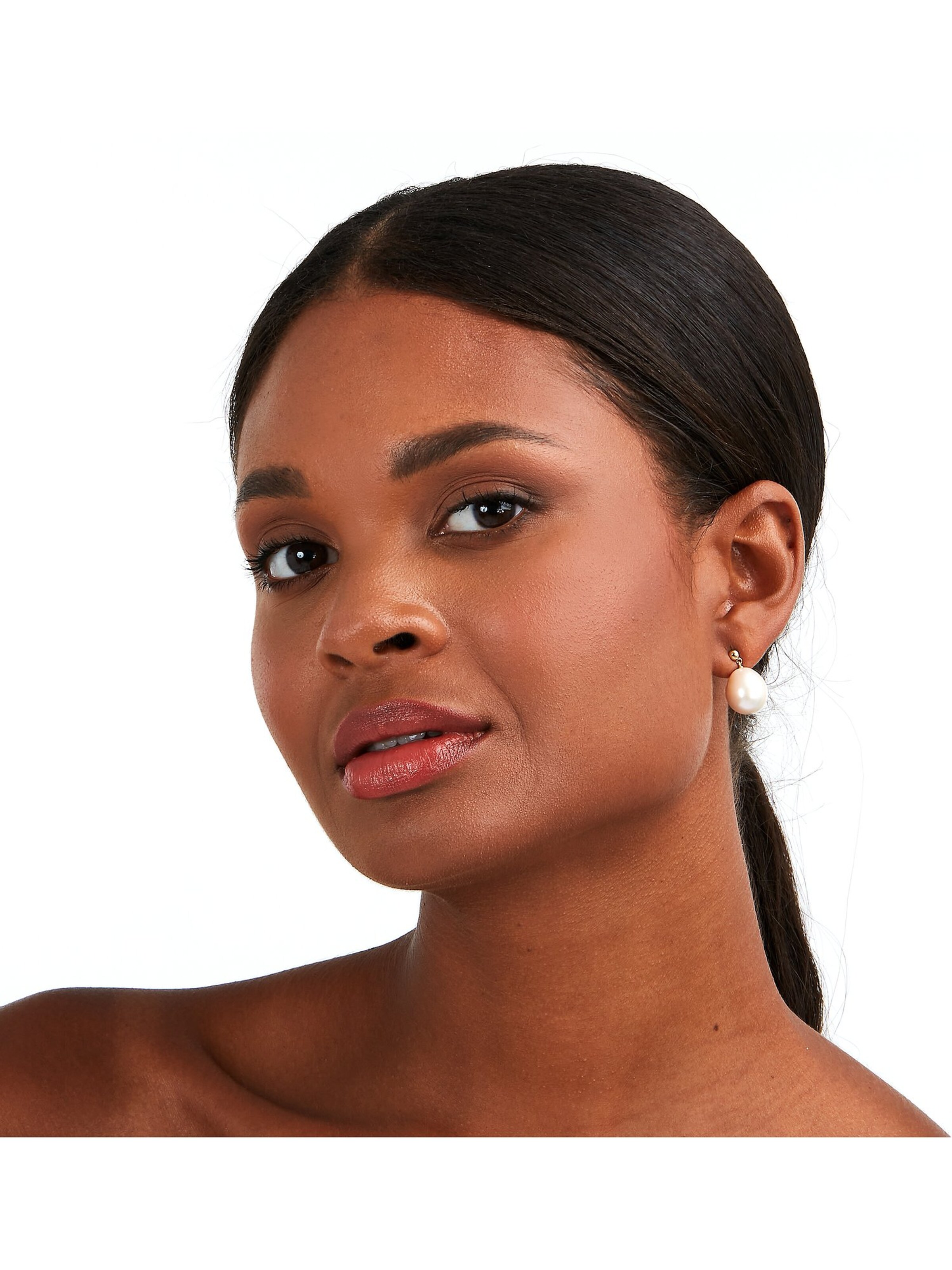 CHRIST Earrings in Yellow: front