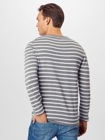 ESPRIT Pullover in Grau