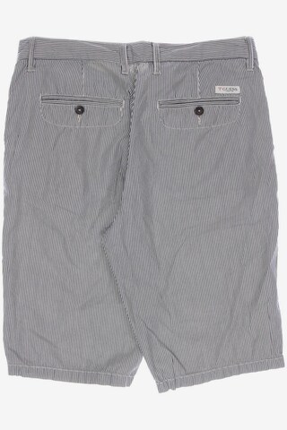 GUESS Shorts 33 in Grau