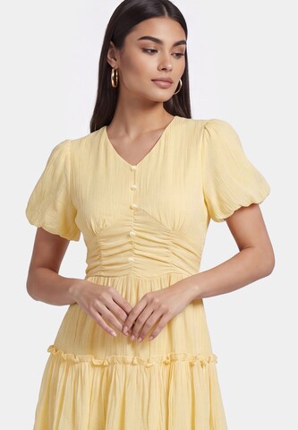 faina - Vestido em amarelo