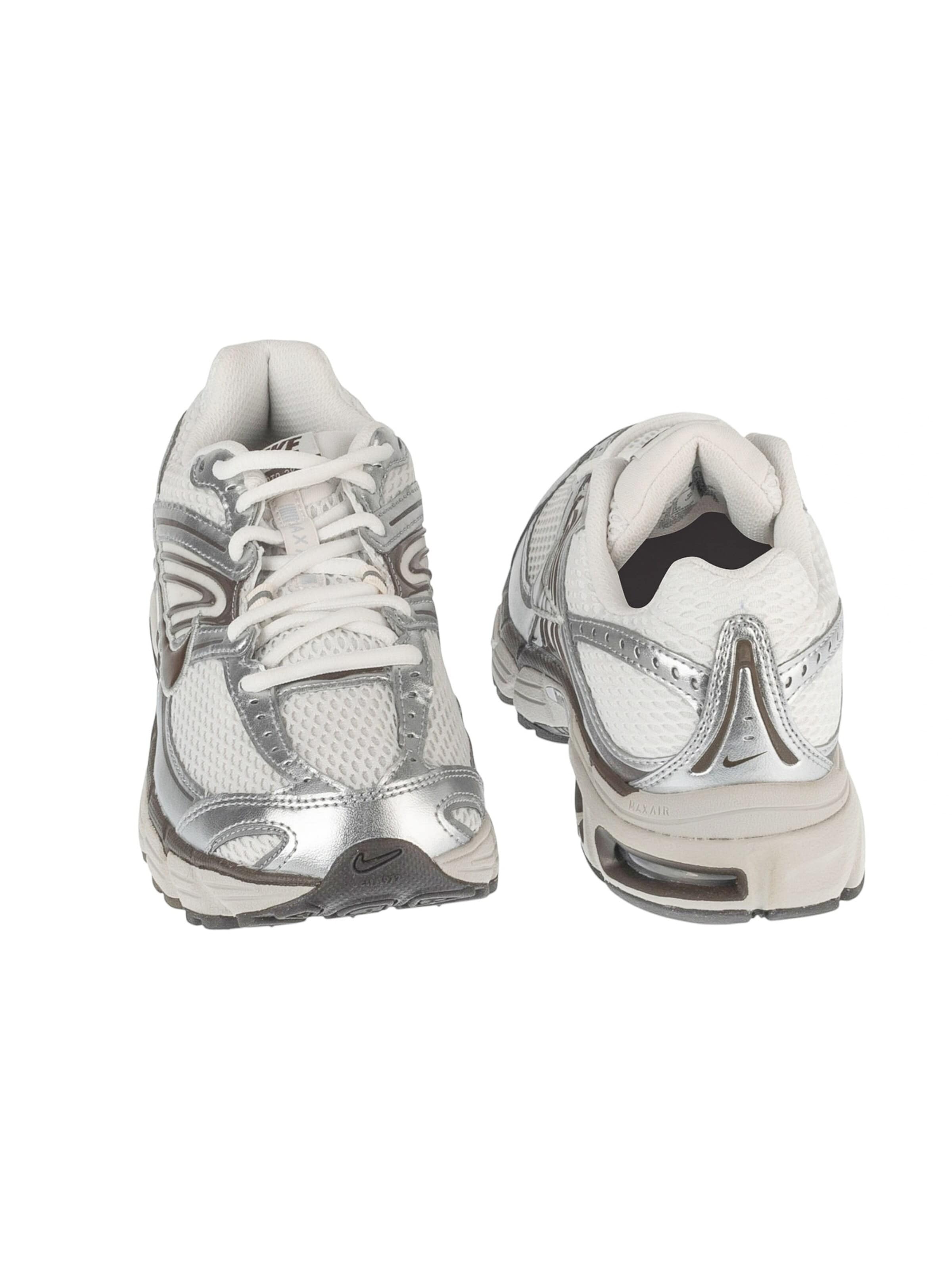 NIKE Sneakers laag 'Nike Air Max Moto 2K' in Wit