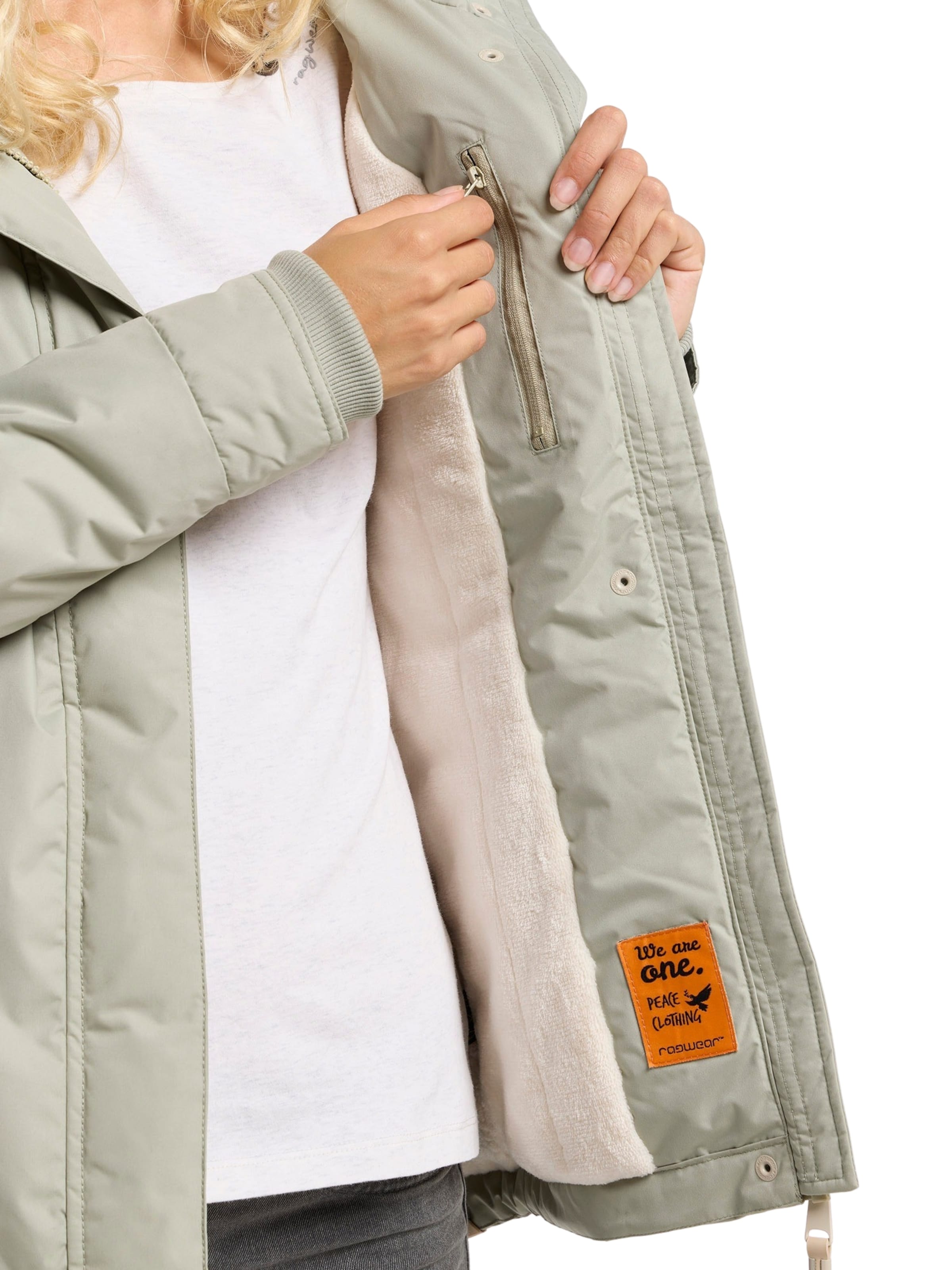žalia Ragwear Demisezoninė striukė 'Monadde'