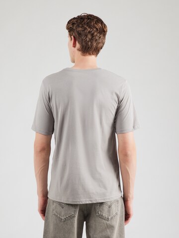 T-Shirt 'JCOLOGAN' JACK & JONES en gris