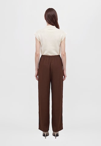 Vero Moda Tall Wide leg Trousers 'VMAMAYA' in Brown: back