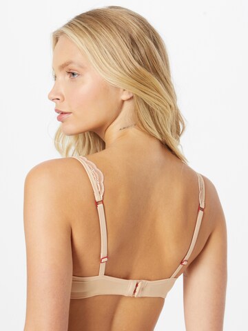 Scandale éco-lingerie Triangle Bra in Beige