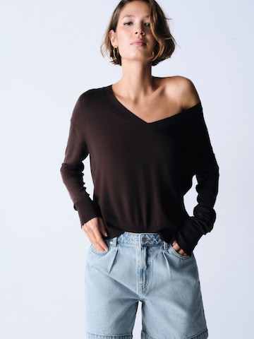 The Set Regular Shorts in Blau: Vorderseite