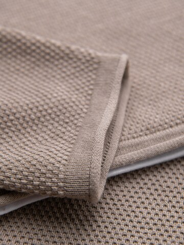 Pullover di Ombre in marrone