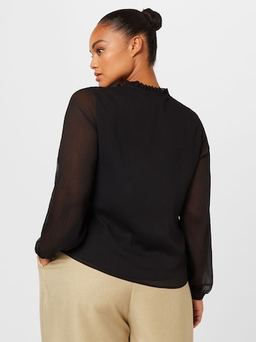 Vero Moda Curve - Blusa 'MILLA' en negro