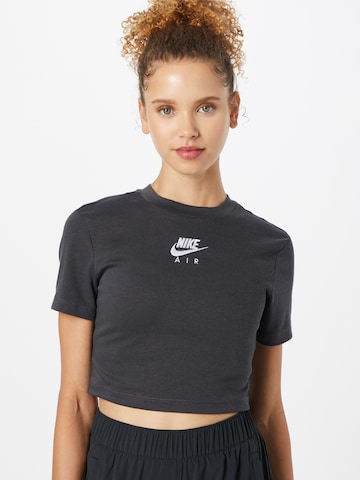 T-shirt Nike Sportswear en gris : devant