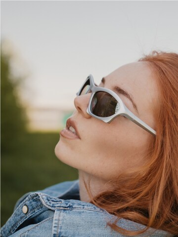 Lunettes de soleil VEYREY en blanc