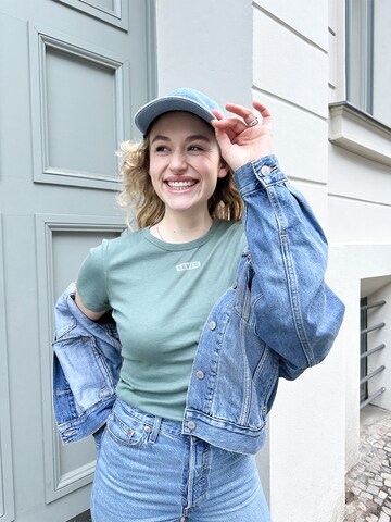 LEVI'S ® Kurtka przejściowa '90s Trucker' w kolorze niebieski