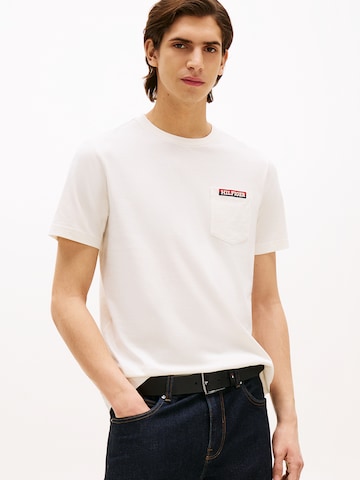 TOMMY HILFIGER Μπλουζάκι 'AMERICANA' σε κίτρινο: μπροστά