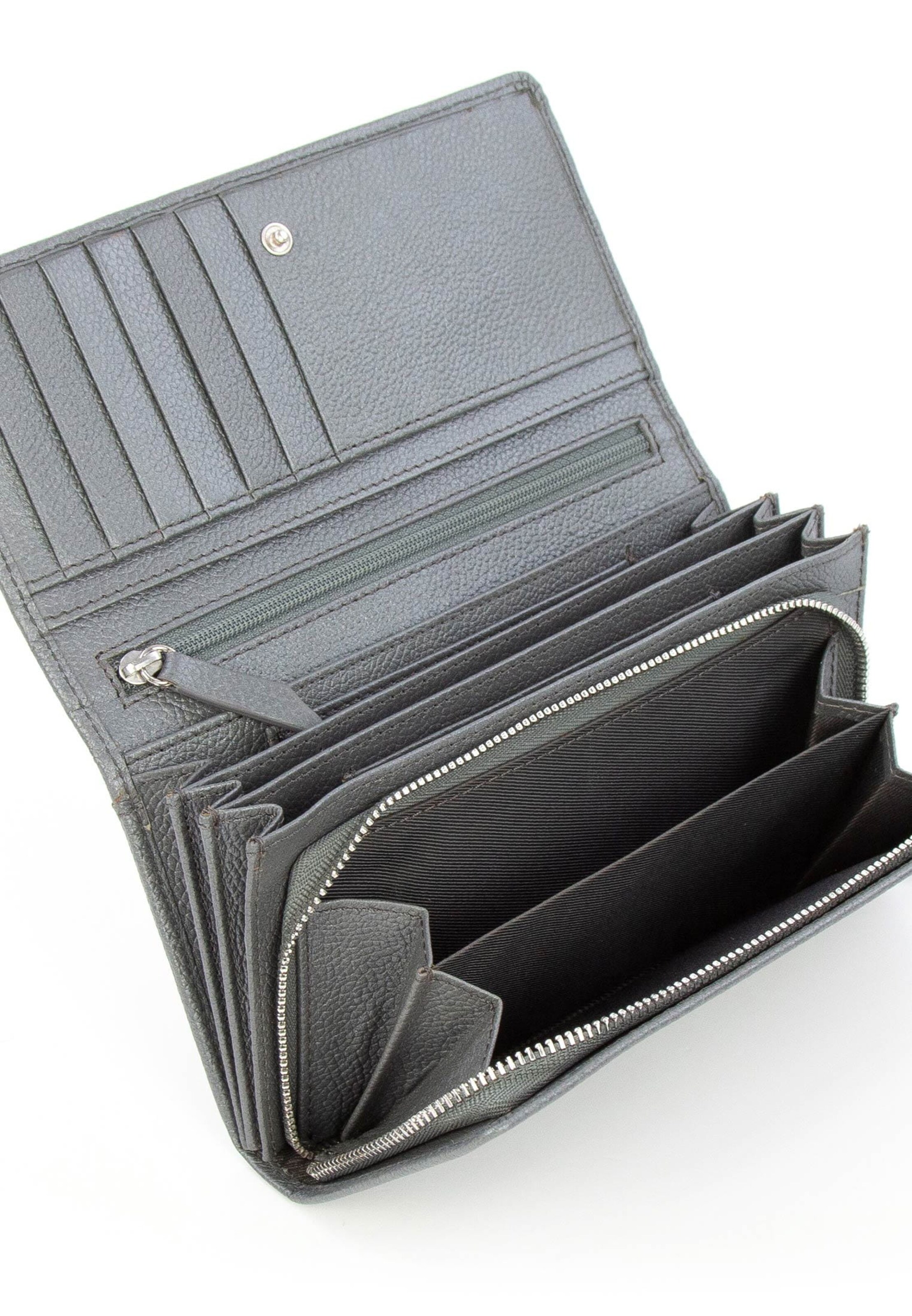 Tamaris Wallet 'Amanda' in Silver